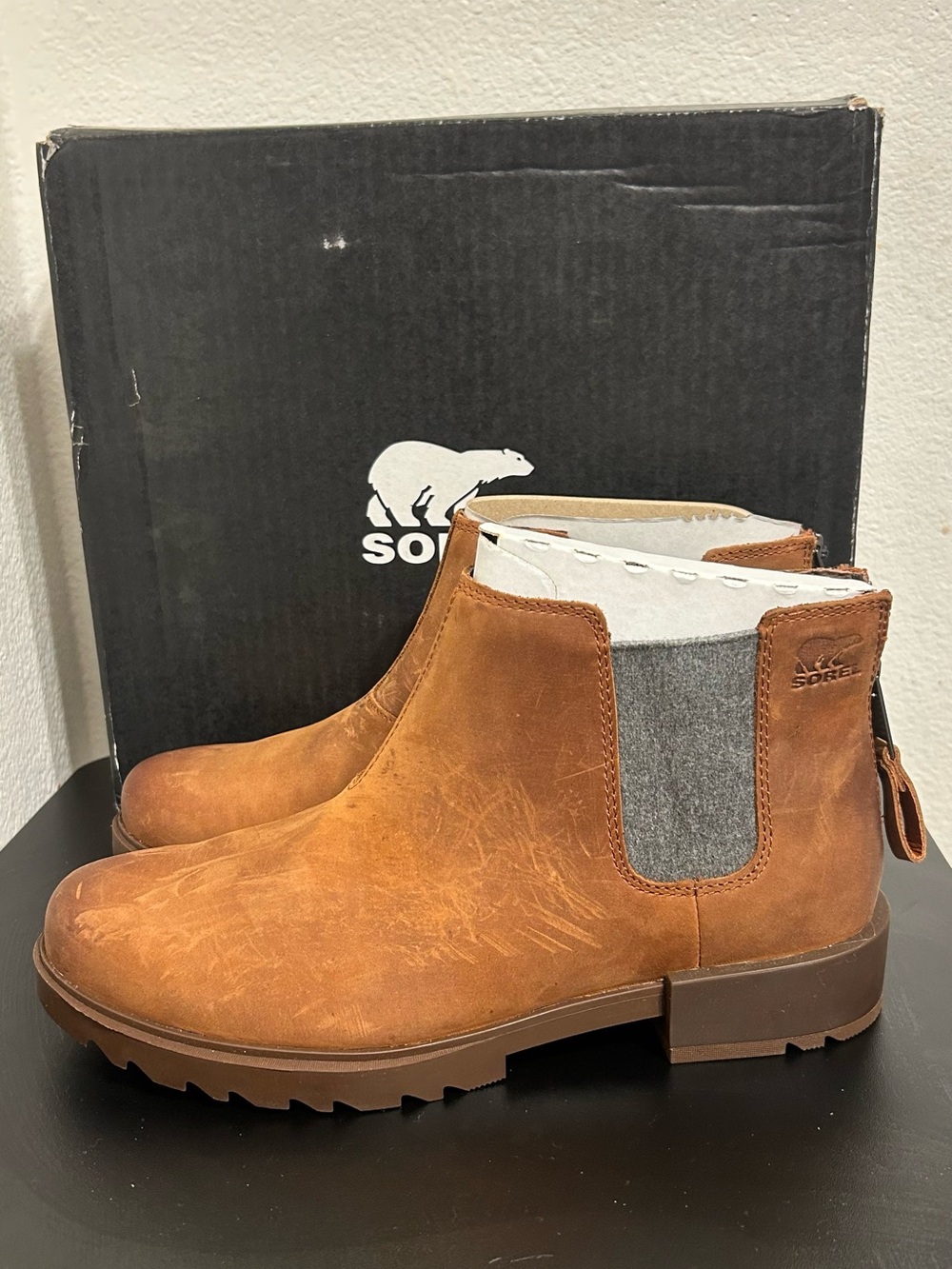 SOREL Emelie II Chelsea Heel Zip Women’s Leather Boots Dark Amber Tobacco Size 9 - Picture 6 of 11